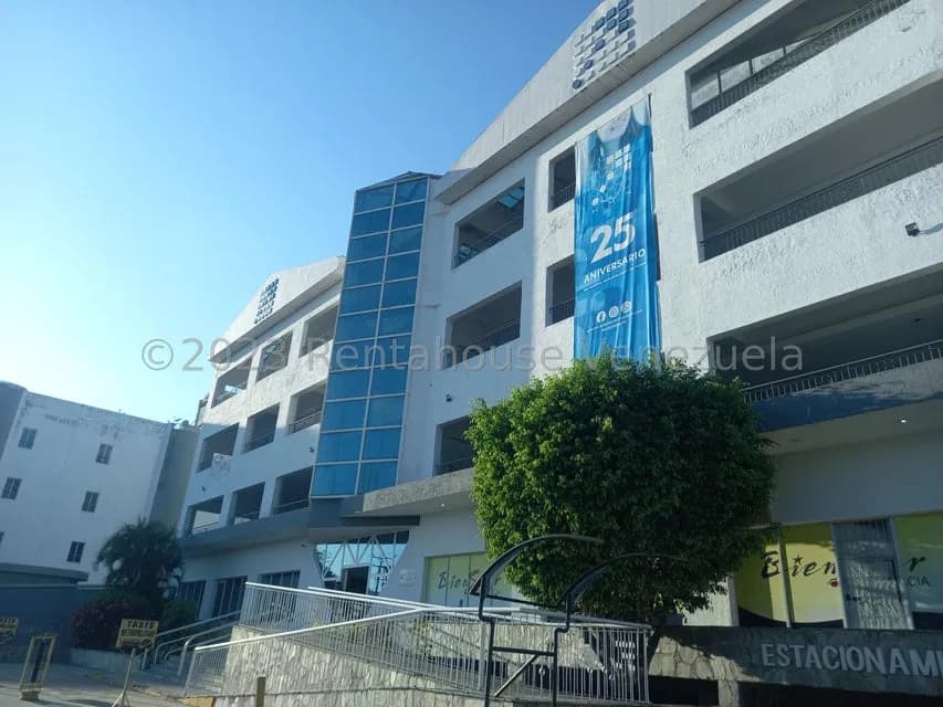 Comercial (Local Comercial) en Alquiler en Los Guayabitos, Carabobo