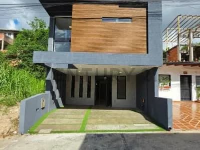 Venta Casa de Lujo a Estrenar En Canta Claro