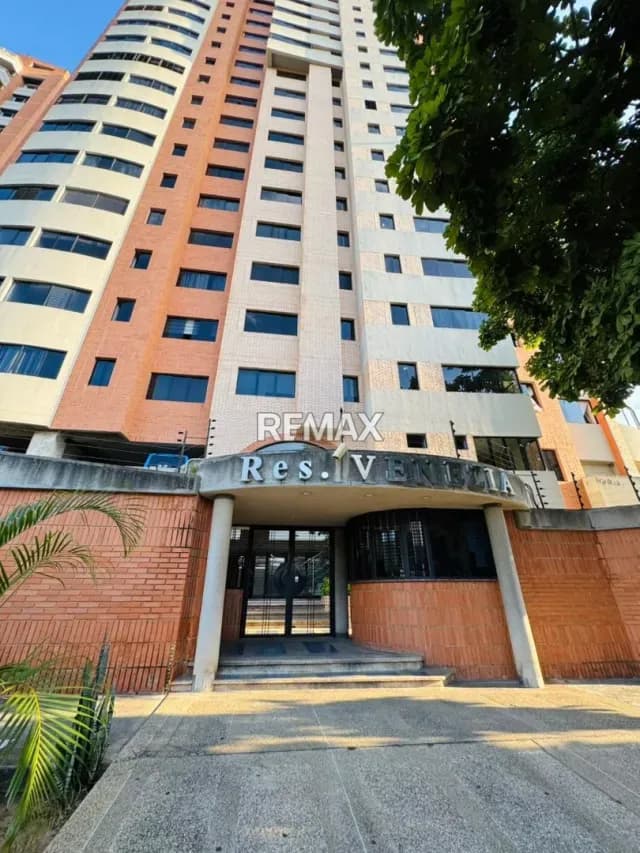 Venta de espectacular apartamento en La Trigaleña baja