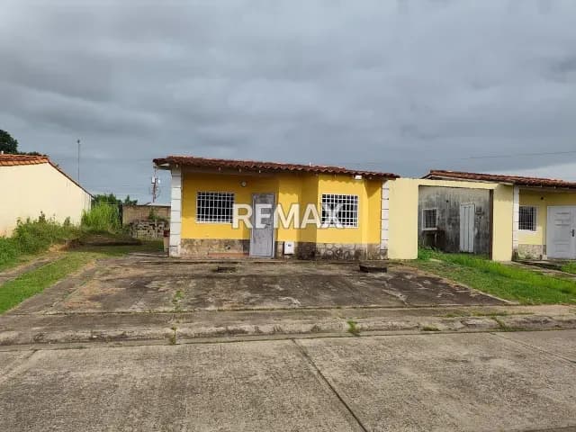 Se Vende Casa en Parque Residencial Marian, Zona Norte.