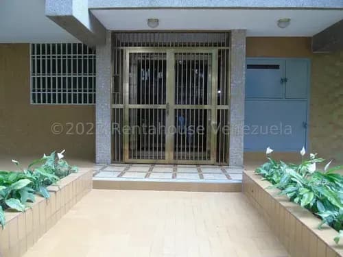 Apartamento En Venta San Bernardino-yz-cod. 23-28642
