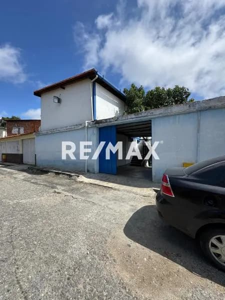 Local Comercial de 143 mts Patarata Zona Este - Barquisimeto