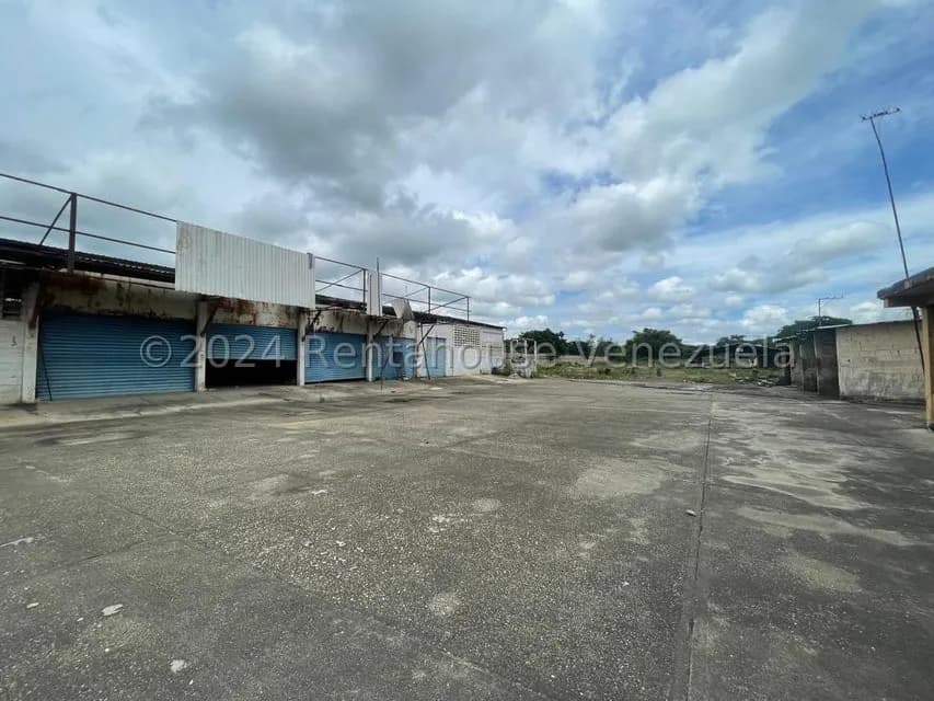 Comercial (Galpon - Deposito) en Venta en Tinaquillo, Cojedes