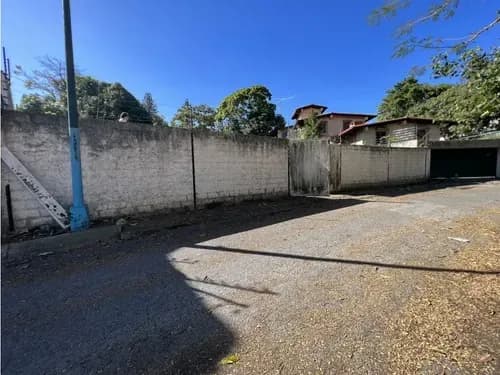 Se Vende Terreno 1.001,91m2 La Trinidad 9309