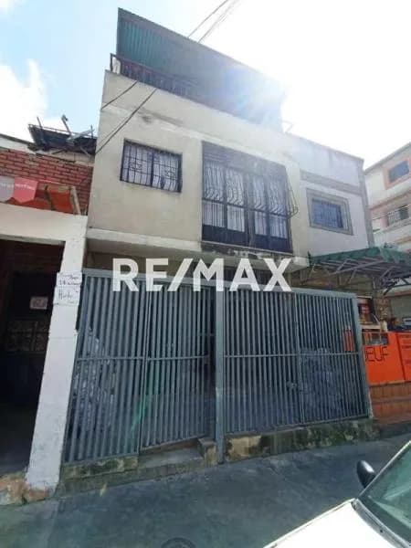 LOCAL COMERCIAL EN ALQUILER EN CATIA