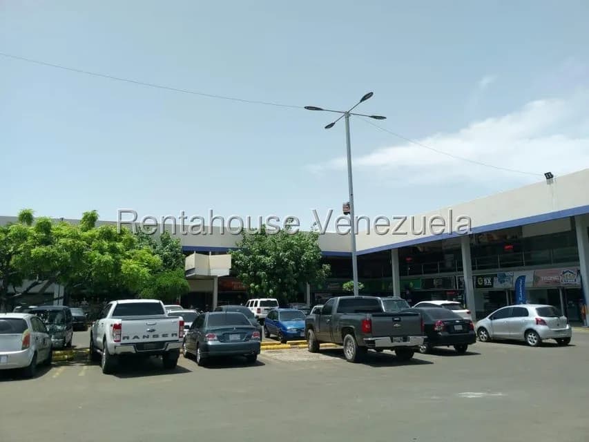 Comercial (Local Comercial) en Alquiler en Avenida Delicias Norte, Zulia