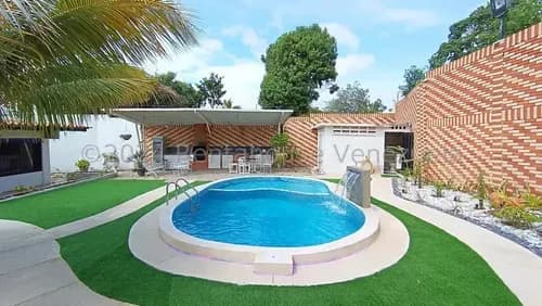 $*$ Hermosa Casa En Venta, Espaciosa, Moderna Y Comoda Con Piscina En Conjunto Privado Al Este De Bqto. 25-3588 Jesus Teran