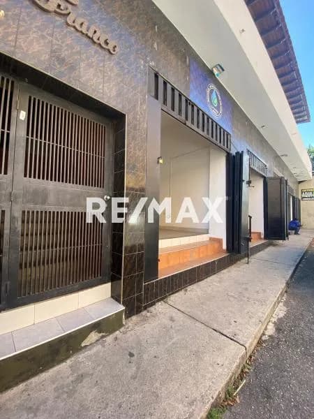 En Venta Local Comercial Cabudare Centro, Edif Don Franco