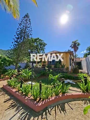 Casa En Sector Guayamury El Cardón Municipio Antolín Del Campo Isla De Margarita Cod 1589