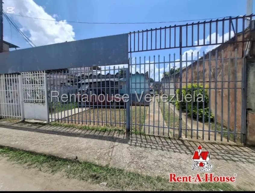 Terreno (Comercial) en Venta en Centro, Aragua