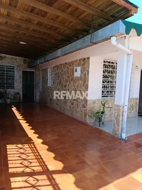 En Venta casa al este de Barquisimeto cerca de el C.C.Sambil