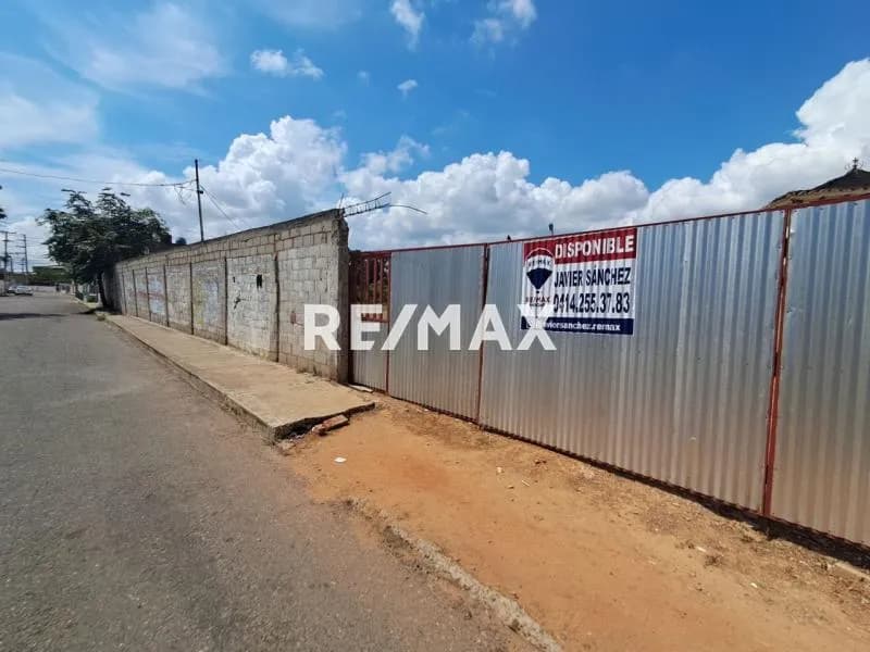 Terreno Comercial Sector Pomona