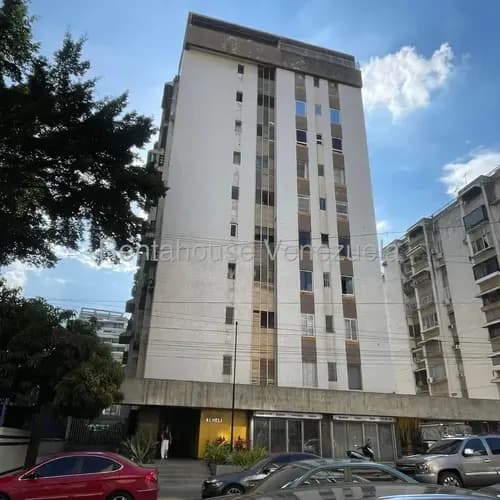 Apartamento En Alquiler Los Palos Grandes 26-19208