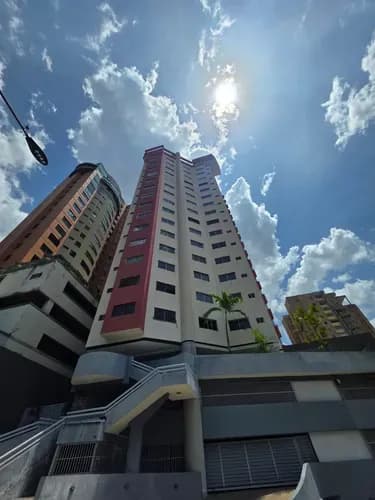 Apartamento De Oportunidad En El Parral Res Rio Apure-sl