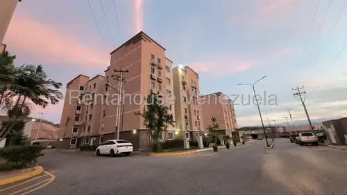 Naudy Escalona & Maribel Morillo Asesores Inmobiliarios De Rentahouse Venden Exclusivo Apartamento En Zona Este De Barquisimeto 26-10345 Lara