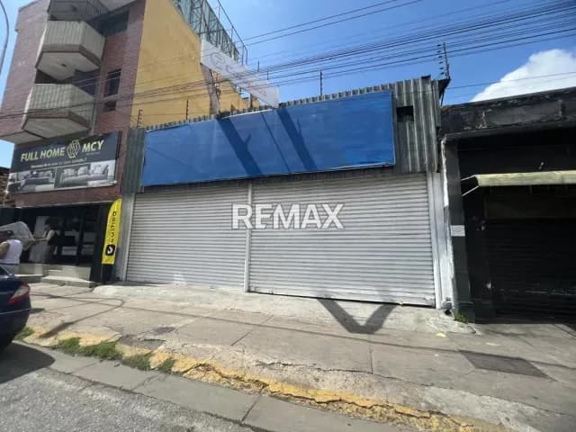 Se Vende Galpon en la Avenida Bolivar