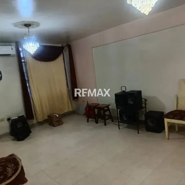 APTO EN PALO NEGRO