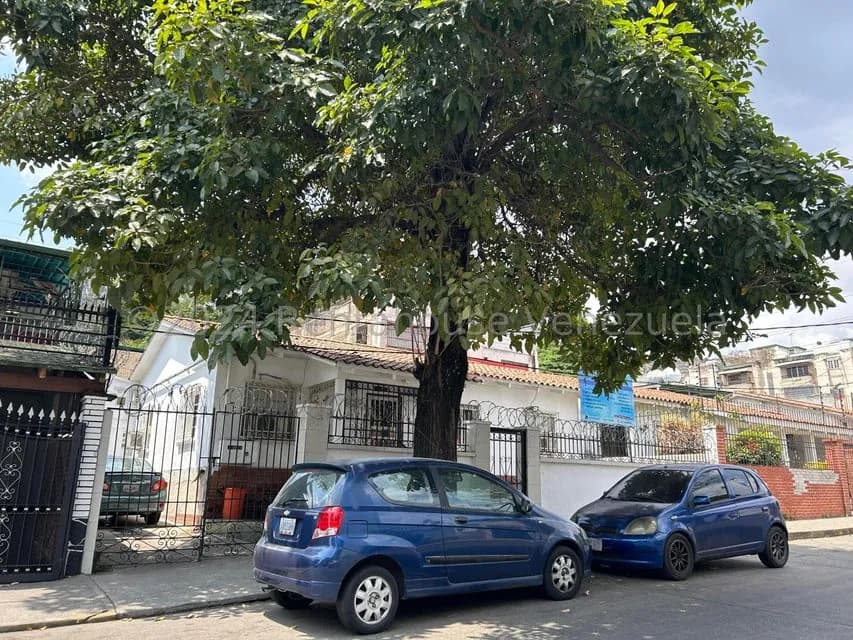 Comercial (Consultorio Medico) en Venta en Cementerio, Distrito Metropolitano