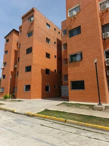 Andrews Matheus Vende Apartamento En Residencias Bosque Encantado Urbanización Paraparal Los Guayos Carabobo