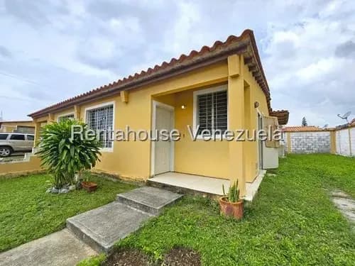 Lcda. Milagros Carrasquel Casa Alquiler Cabudare Lara Trigaleña Economica Residencial Economico Código Inmobiliaria Rent-a-house 26-17961