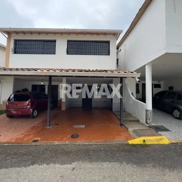 HERMOSA CASA EN VENTA