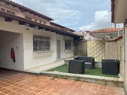 Ad Hermosa Casa En Venta En Colinas De Santa Monica #24-20607
