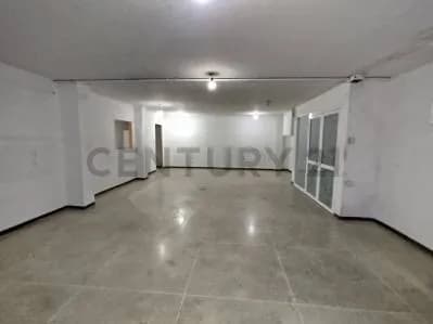 Local comercial a pie de calle, en venta en Altagracia