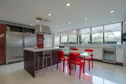 Agp Apartamento Tipo (ph) En Venta En Colinas De Valle Arriba, Moderno Con Acabados De Lujo 25-16461