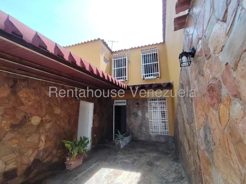 Casa (Duplex) en Venta en Barici, Lara