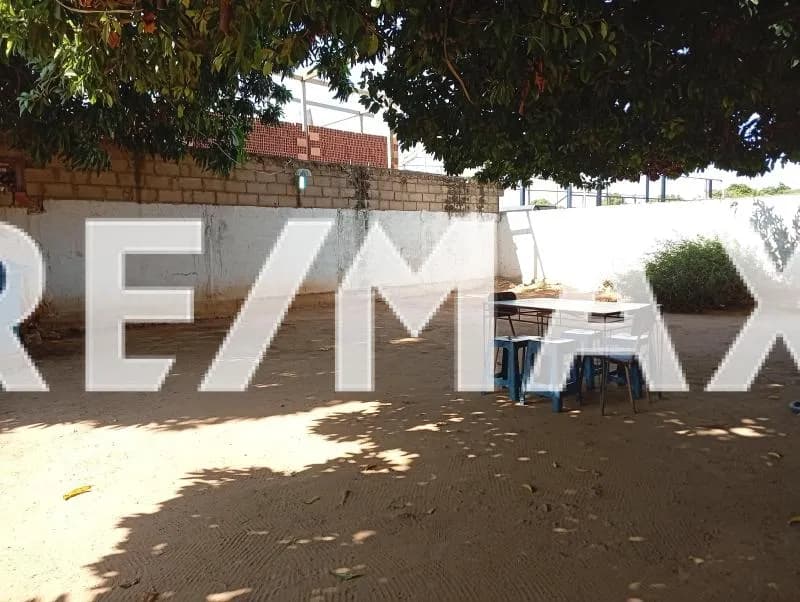 En Venta Casa con Fines Comerciales