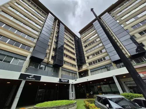 Alquilo Fabulosa Oficina 89 Mt2 La Castellana/ Amoblada