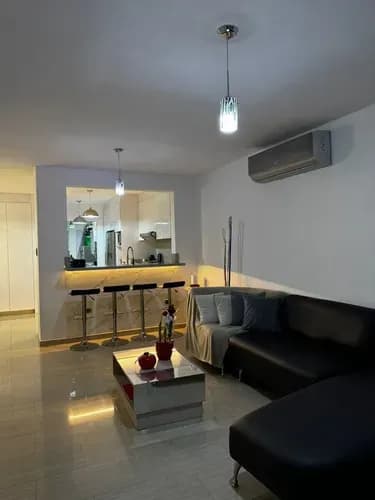 En Venta Hermoso Town House En San Diego Cumbres De La Esmeralda (yh)