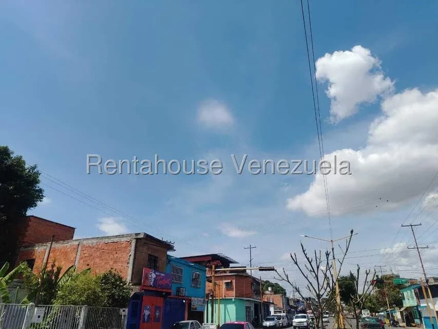 Comercial (Oficina) en Alquiler en Lizandro Alvarado, Carabobo
