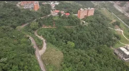 Oro Blanco. Terreno De 50k Mts Con Agua Propia En Altos De Parque Caiza. (r.o)