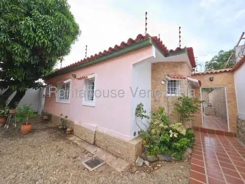 Héctor Malavé Vende Fresca Y Espaciosa Casa Remodelada En Cabudare, Disfruta Del Aire Puro Y La Paz Que Un Clima De Montaña Te Puede Ofrecer.