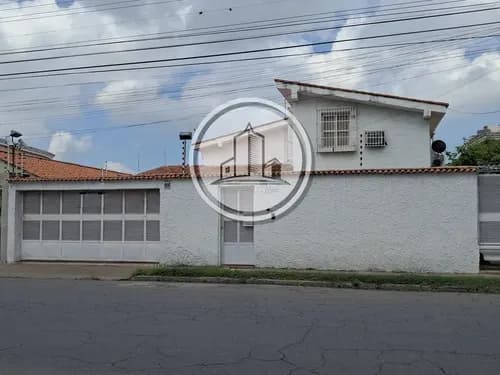 Se Vende O Alquila Hermosa Quinta De 02 Niveles Ubicada En La Urbanización Andrés Bello.013jsc
