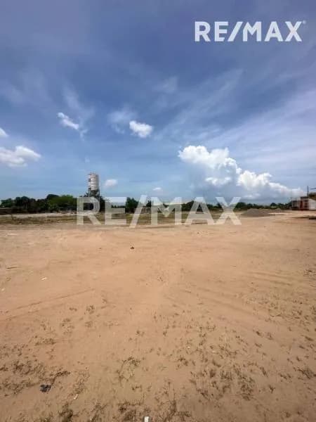 Terreno en Venta Circunvalación 3