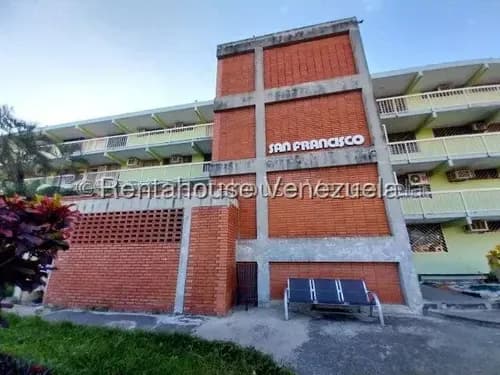 Alquilo Apartamento En Los Chaguaramos (maracay), Código 26-10455 Cm Leer Descripción