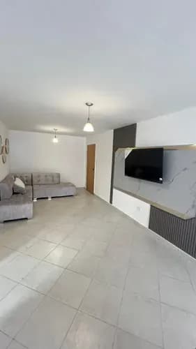 Alquiler: Apartamento Semi-amoblado Con Pozo Y Piscina Residencias Valle Claro, Mañongo Au-ind