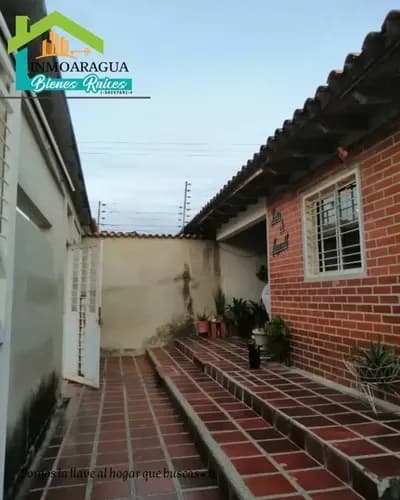 Venta De Casa/urb. La Esmeralda Privada En Palo Negro /yp1390