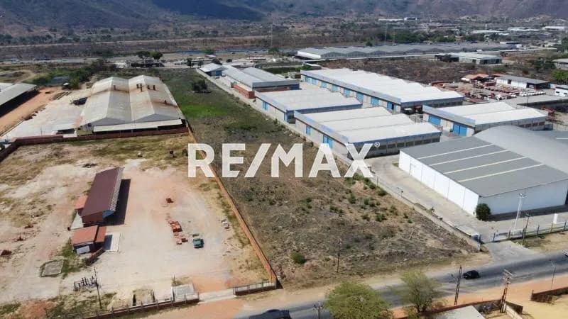 Venta Terreno Industrial-Comercial Los Guayos