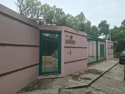 Venta De Imponente Residencia En Altos De Parque Caiza K8g