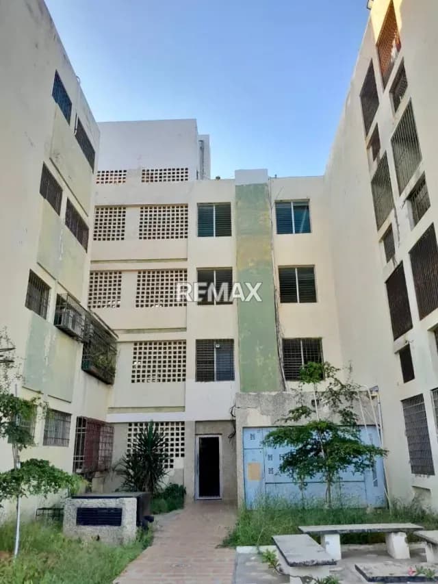 Apartamento en Urbanización El Pinar, Pomona. En Alquiler
