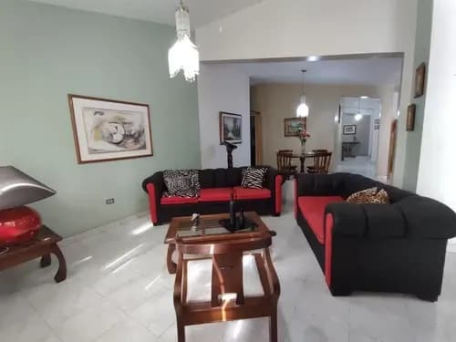 Luis V. Vende Casa Quinta En La Trigaleña 35-07 Ideal Para Uso Comercial, Educativo, Servicios Medicos, Spa, Etc.