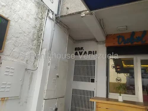 Venta Amplia Oficina O Consultorio Con Ubicación Premium En El Este Barquisimeto,lara Rc