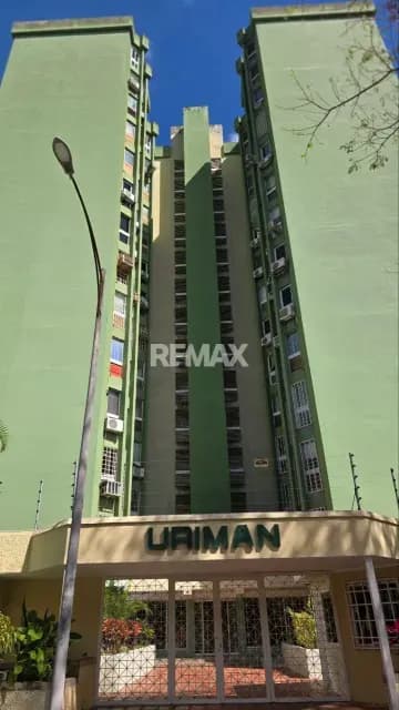 Apartamento en Venta en la Urbanizacion Santa Paula