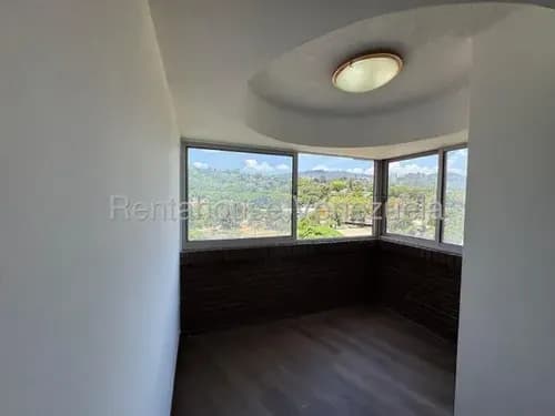 Apartamento En Alquiler Con Hermosa Vista En Terrazas Del Club Hípico #26-19506 Magaly