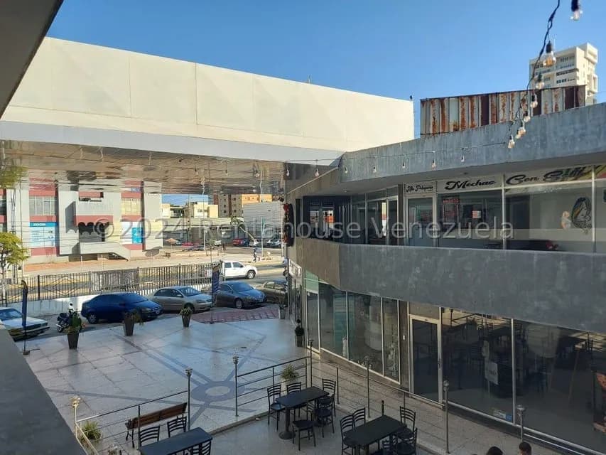 Comercial (Local Comercial) en Alquiler en Avenida Bella Vista, Zulia