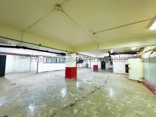 Edificio Industrial La Urbina 1500m2 - Cavas Refrigeradas - 26-4373