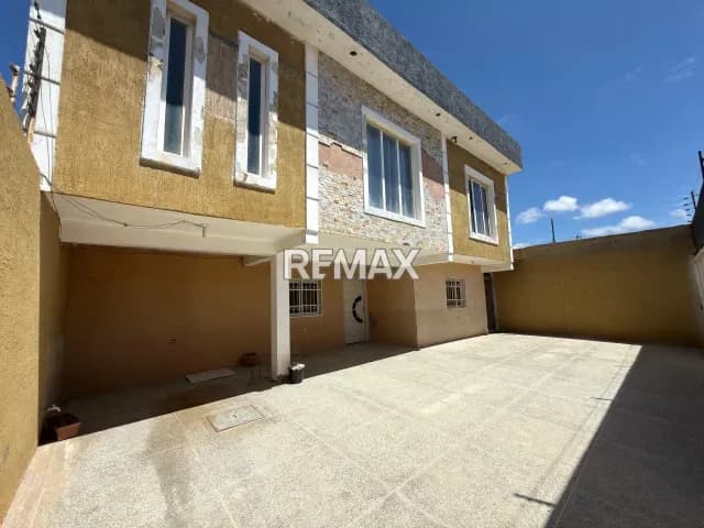 Casa en Venta Puerta Maraven Calle Mamporal
